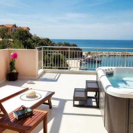 Vela Bianca Suites Limenaria  Exterior photo